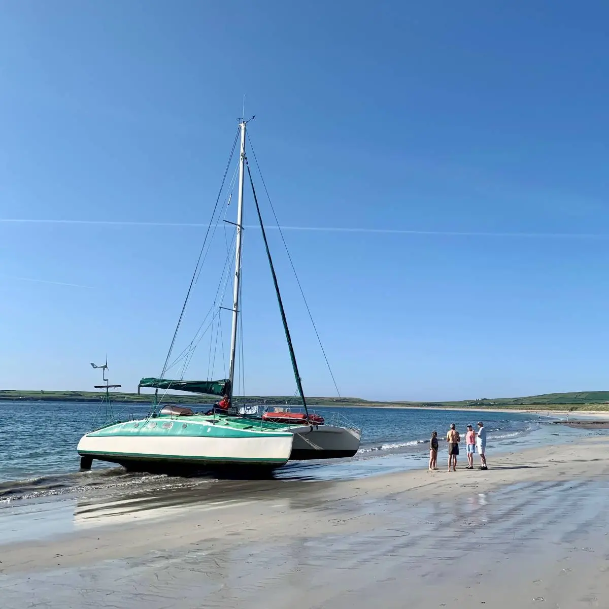 Sailing Boat at Ventry Beach. Ventry Farm Cottages, Dingle Peninsula.